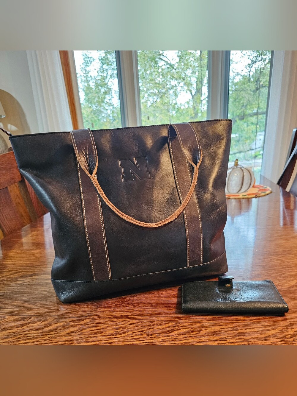 Nebraska Logo Leather Tote & Wallet - Picture 8 of 11